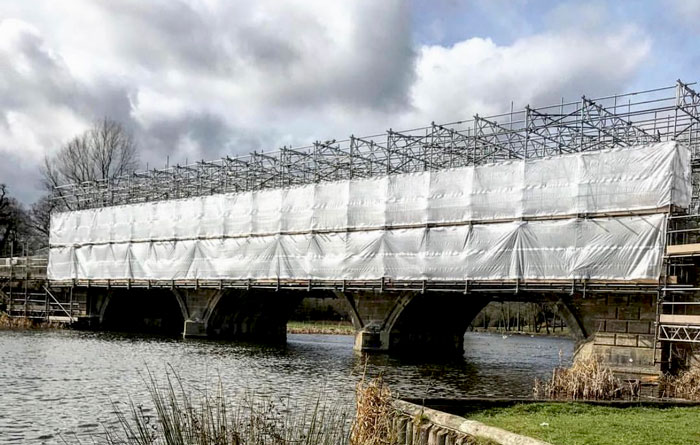 Cantilever Scaffolding